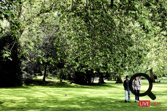 hyde park relax london life 