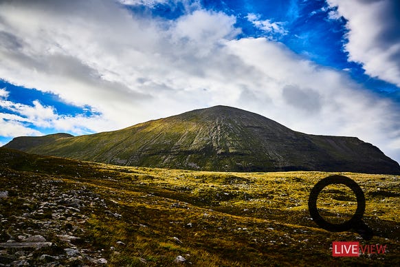 the way to quinag in assynt scotland  montain view 